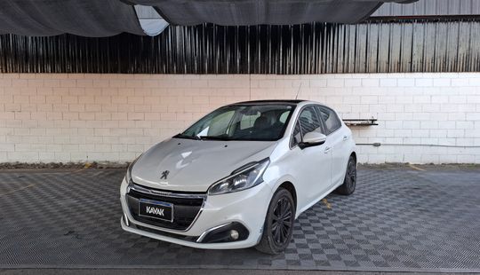 Peugeot • 208