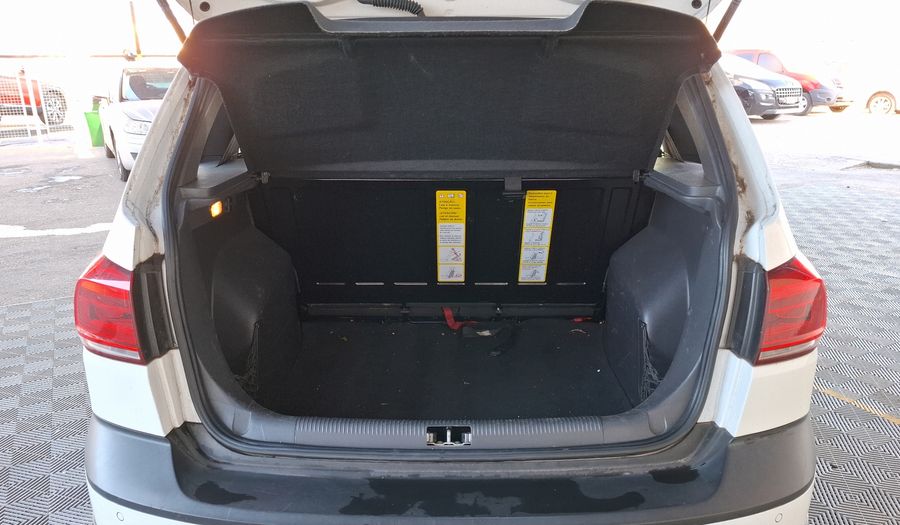 Volkswagen Suran Cross 1.6 16V SURAN CROSS HIGHLINE MY15 Wagon 2015
