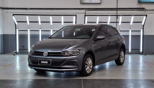 Volkswagen • Polo