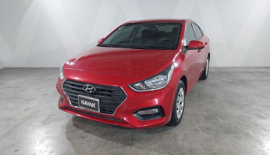 Hyundai • Accent