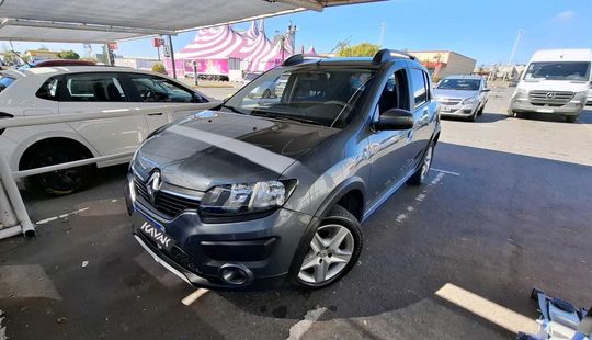 Renault • Sandero Stepway