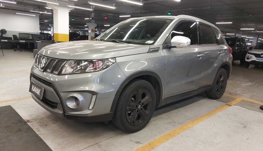 Suzuki • Vitara