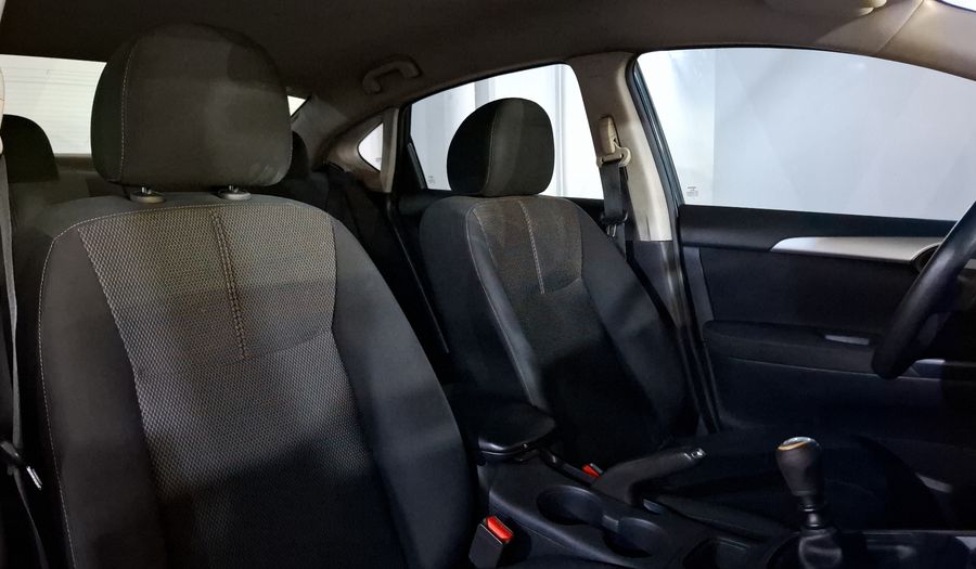 Nissan Sentra 1.8 SENSE MT Sedan 2017
