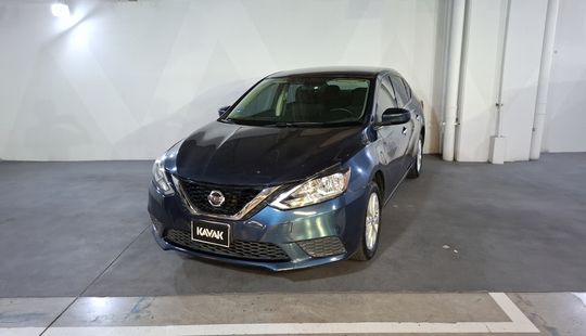 Nissan • Sentra