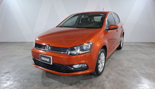 Volkswagen • Polo