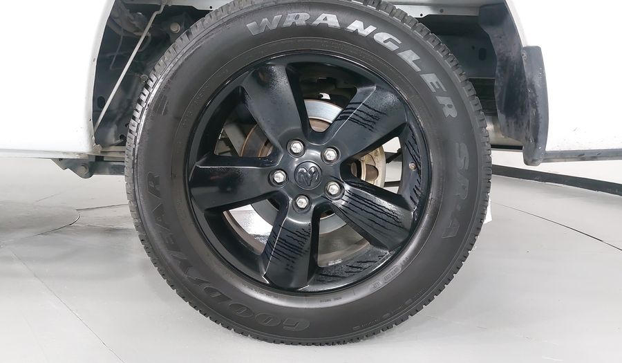 Ram 1500 5.7 HEMI SPORT REG CAB 4X4 V8 6AT Pickup 2020
