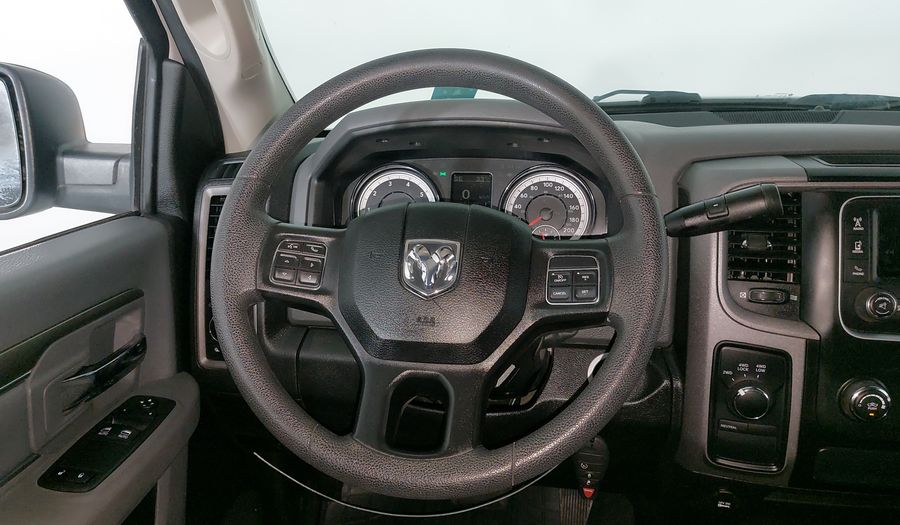 Ram 1500 5.7 HEMI SPORT REG CAB 4X4 V8 6AT Pickup 2020