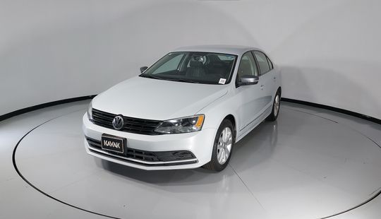 Volkswagen • Jetta