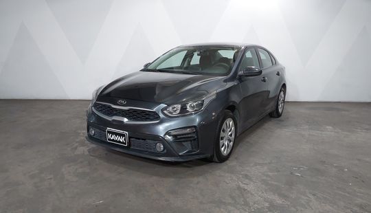2020 • 60,500 km • Manual