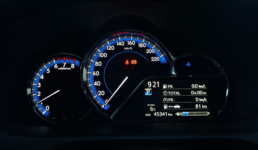 Toyota Yaris 1.5 XLS PACK CVT Hatchback 2019