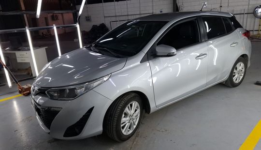 Toyota • Yaris