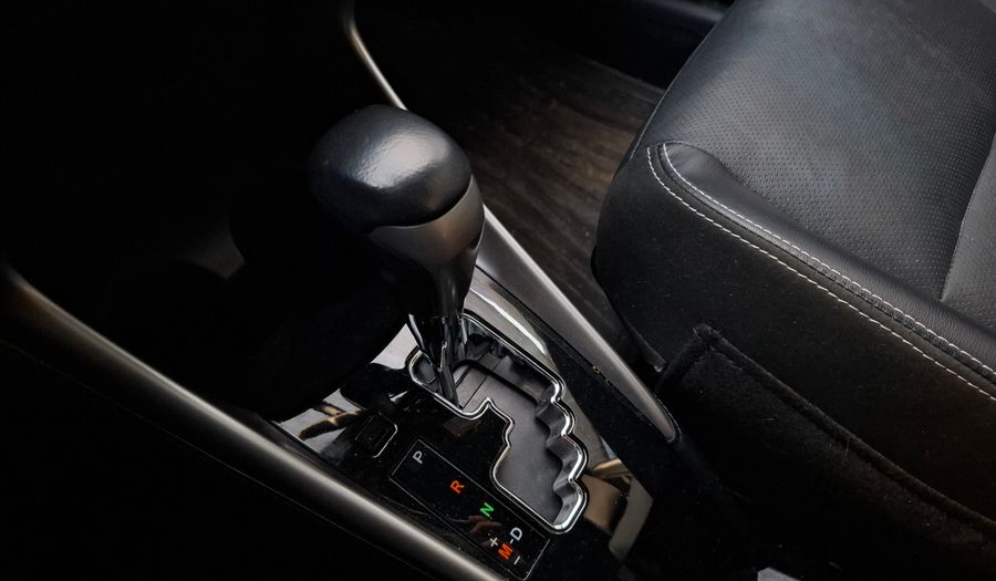Toyota Yaris 1.5 XLS PACK CVT Hatchback 2019