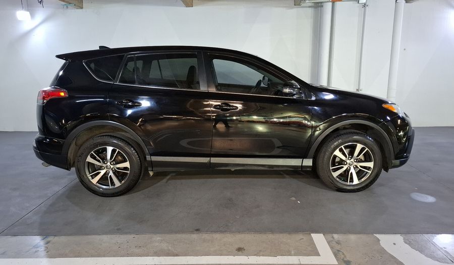 Toyota Rav4 2.5 XLE AWD AT Suv 2016