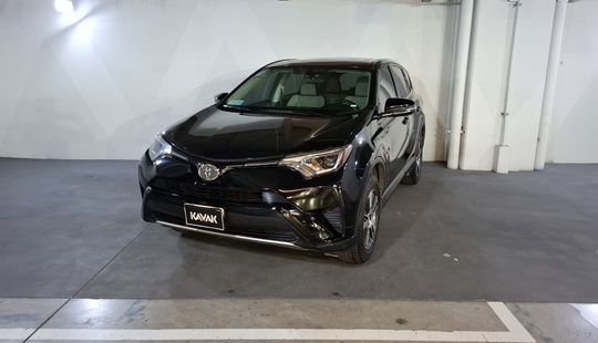 Toyota • RAV4