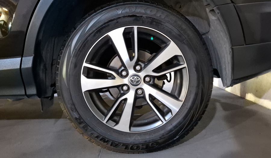 Toyota Rav4 2.5 XLE AWD AT Suv 2016