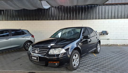 Volkswagen • Bora