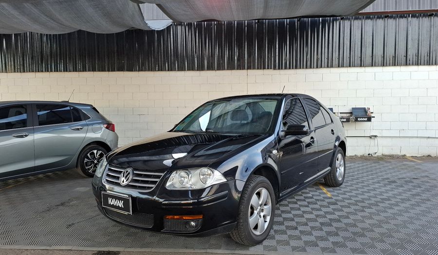Volkswagen Bora 2.0 TRENDLINE Sedan 2013