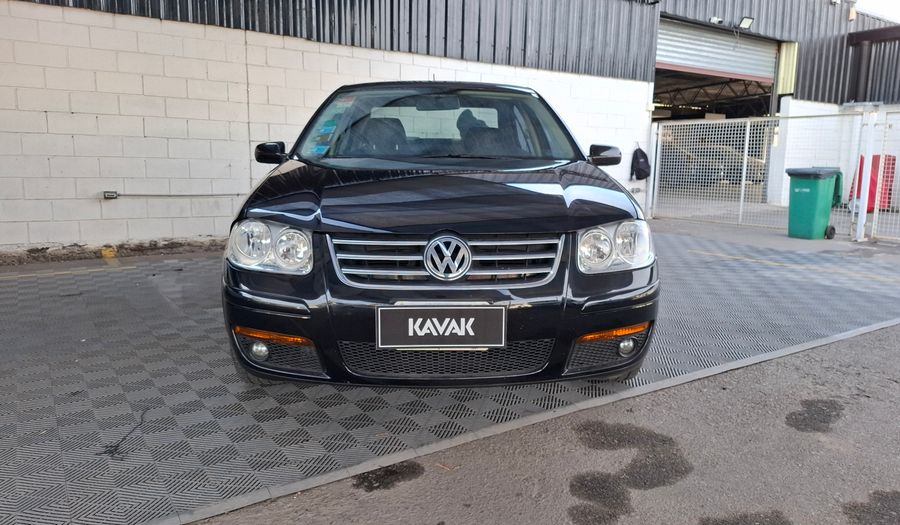 Volkswagen Bora 2.0 TRENDLINE Sedan 2013