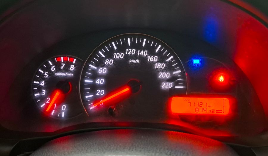 Nissan March 1.6 ADVANCE MEDIA-TECH Hatchback 2015