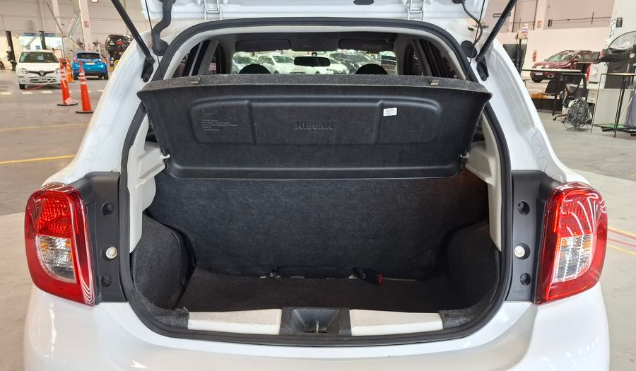 Nissan March 1.6 ADVANCE MEDIA-TECH Hatchback 2015