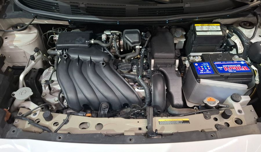 Nissan March 1.6 ADVANCE MEDIA-TECH Hatchback 2015