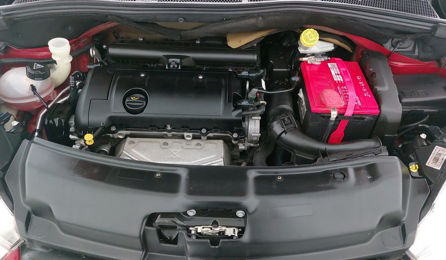 Peugeot 208 1.6 FELINE AT Hatchback 2014