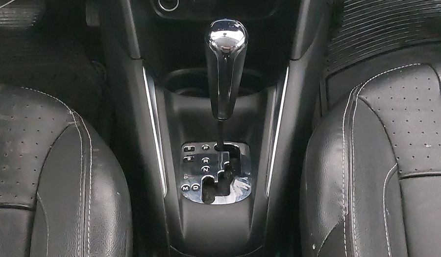 Peugeot 208 1.6 FELINE AT Hatchback 2014