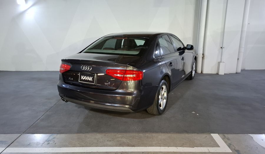 Audi A4 1.8 TFSI SPORT LMT EDITION MULTITRONIC Sedan 2015
