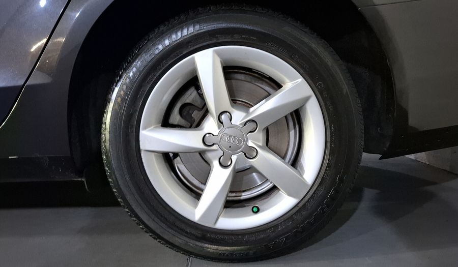Audi A4 1.8 TFSI SPORT LMT EDITION MULTITRONIC Sedan 2015