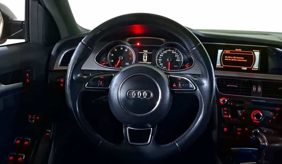 Audi A4 1.8 TFSI SPORT LMT EDITION MULTITRONIC Sedan 2015