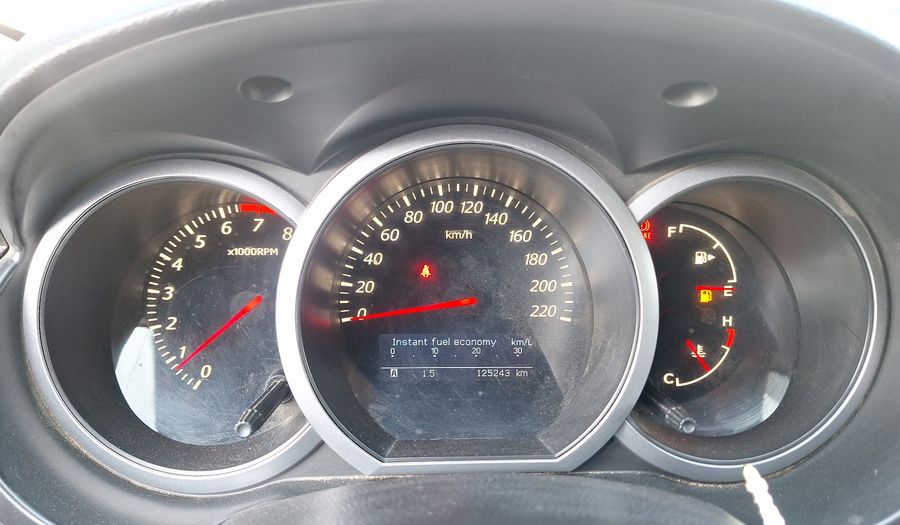Suzuki Grand Vitara 2.4 GLX SPORT WINCH 4WD Suv 2015