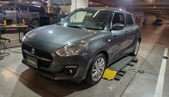 Suzuki • Swift