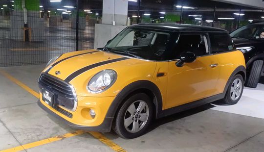 Mini • Cooper