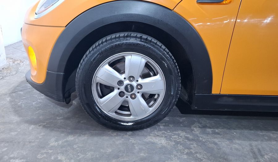 Mini Cooper 1.5 COOPER CHILI AT Hatchback 2017