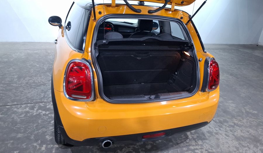 Mini Cooper 1.5 COOPER CHILI AT Hatchback 2017