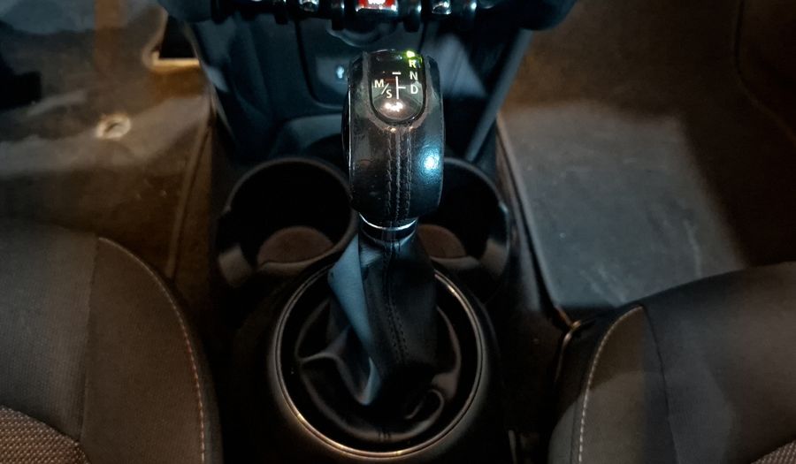 Mini Cooper 1.5 COOPER CHILI AT Hatchback 2017