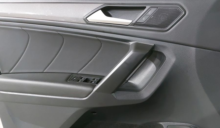 Volkswagen Tiguan 1.4 R-LINE DCT Suv 2024