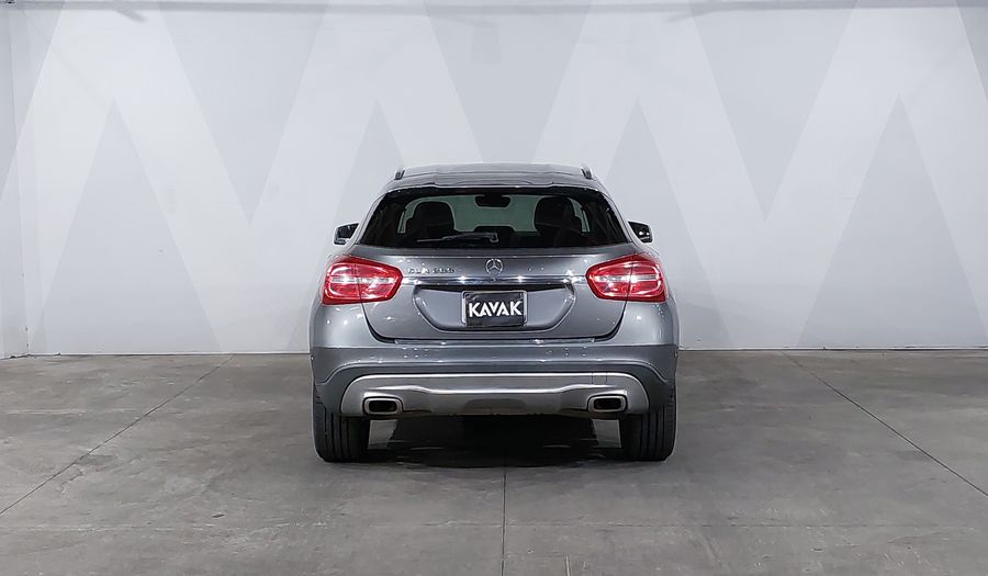 Mercedes Benz Clase Gla 1.6 GLA 200 CGI SPORT Suv 2015