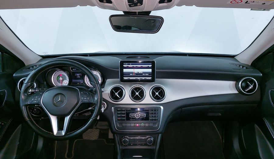 Mercedes Benz Clase Gla 1.6 GLA 200 CGI SPORT Suv 2015