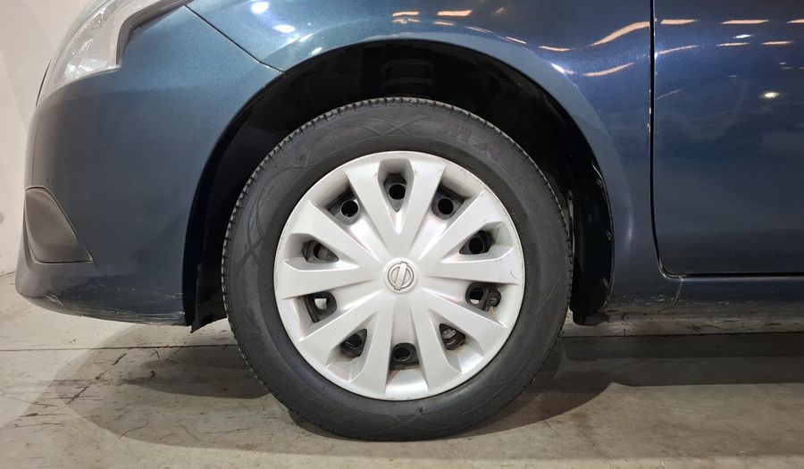 Nissan Versa 1.6 SENSE TA AC Sedan 2015