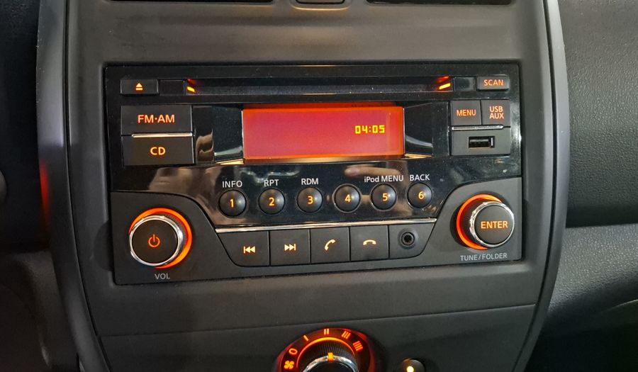 Nissan Versa 1.6 SENSE TA AC Sedan 2015