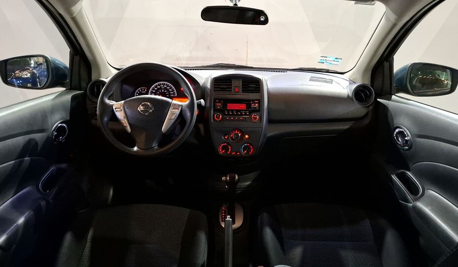 Nissan Versa 1.6 SENSE TA AC Sedan 2015