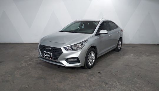 Hyundai • Accent
