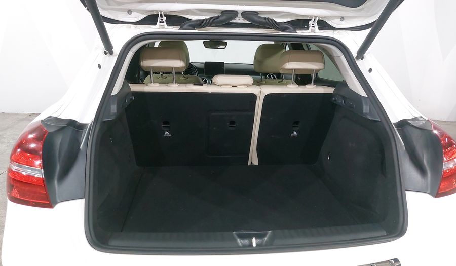 Mercedes Benz Clase Gla 1.6 GLA 200 DCT Suv 2020