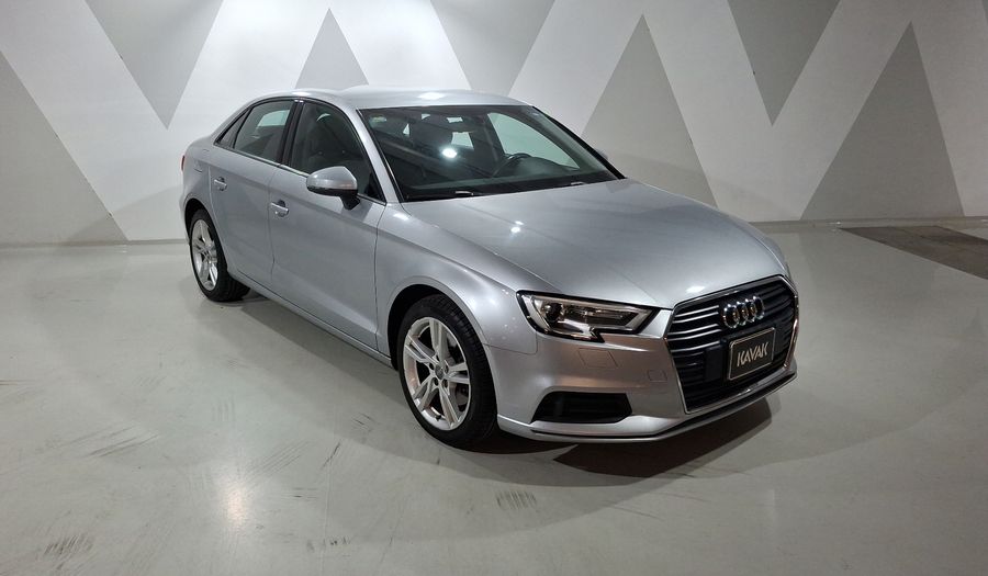 Audi A3 2.0 TFSI DYNAMIC Sedan 2017