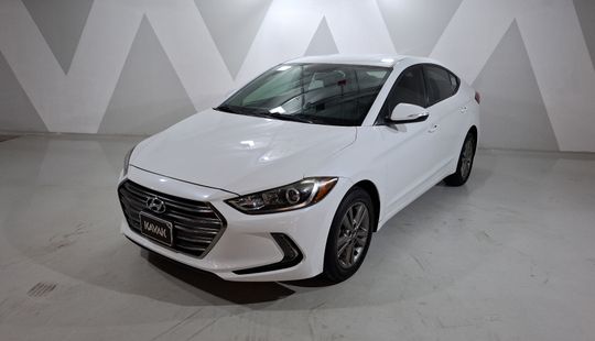 Hyundai • Elantra