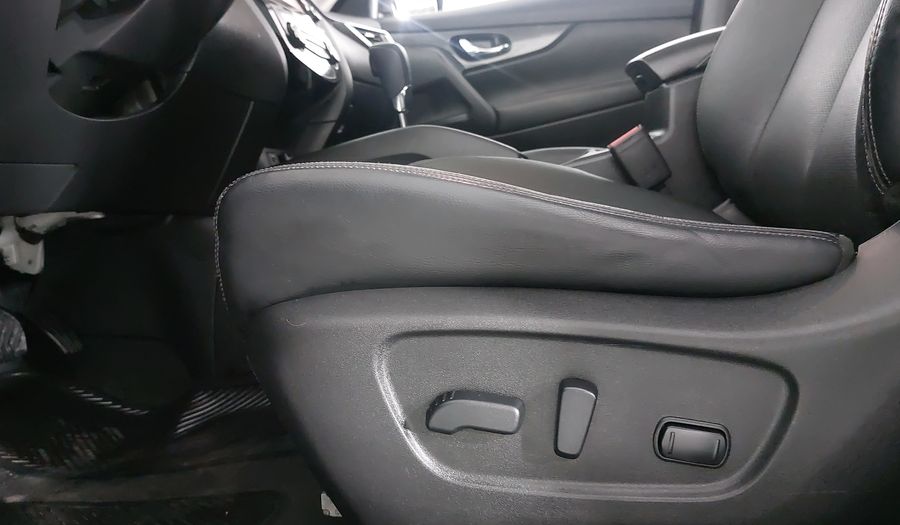 Nissan X-trail 2.5 EXCLUSIVE 2 ROW AUTO Suv 2016