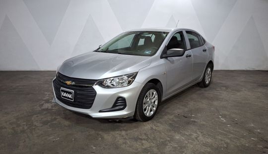2021 • 78,440 km • Automático