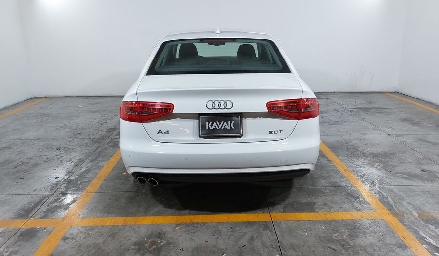 Audi A4 2.0 TFSI LUXURY MULTITRONIC Sedan 2014