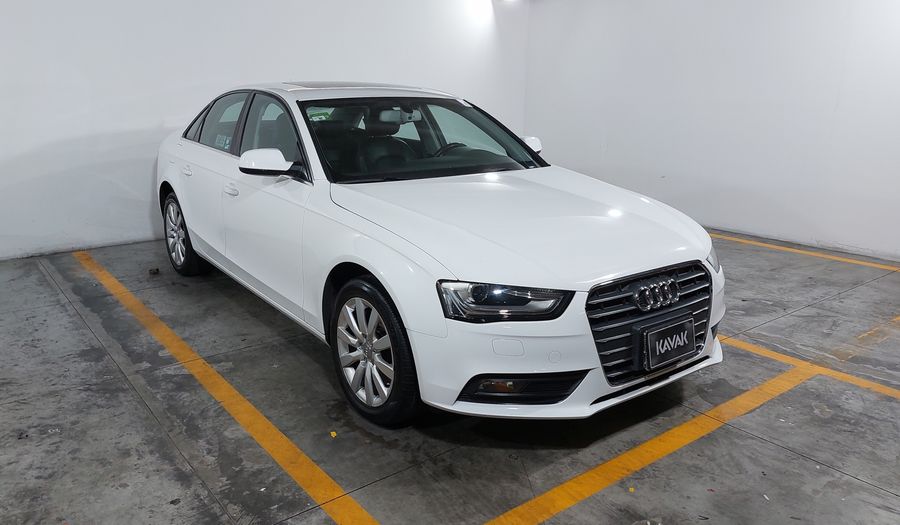 Audi A4 2.0 TFSI LUXURY MULTITRONIC Sedan 2014